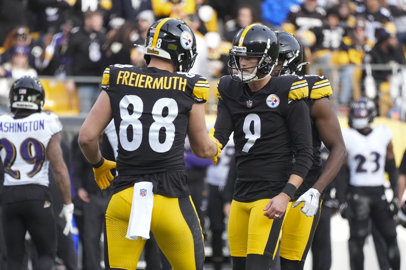 Boswell kicks 6 field goals and the Steelers bottle up Lamar Jackson in 18-16 win over the Ravens | iNFOnews.ca