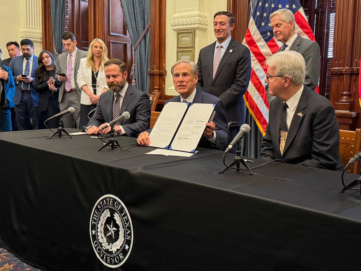 Texas governor signs bill creating another DOGE-inspired effort at the state level | iNFOnews.ca Texas governor signs bill creating another DOGE-inspired effort at the state level | iNFOnews.ca