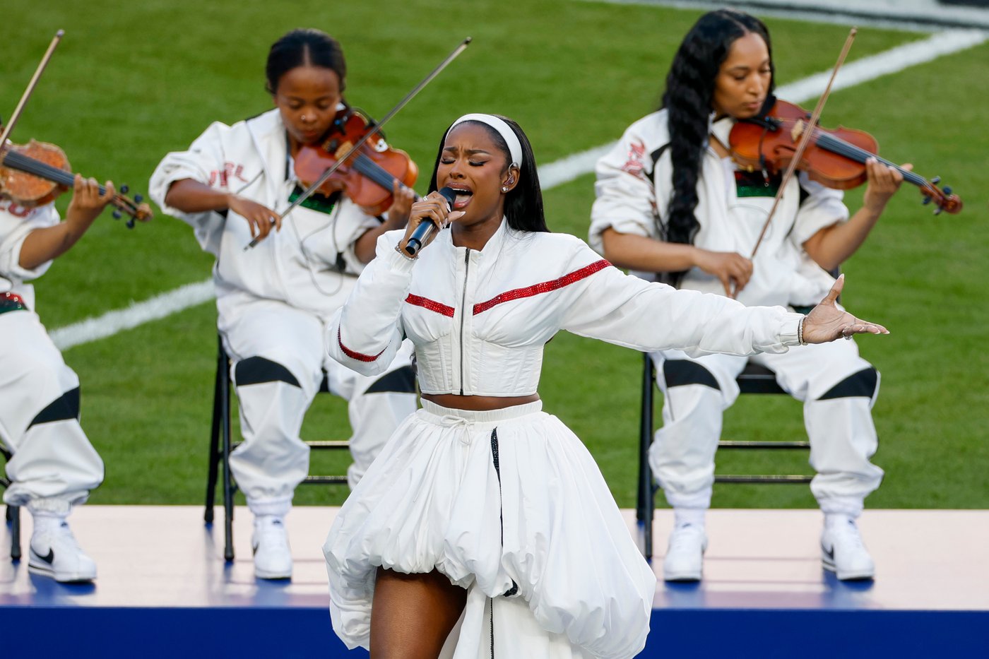 Stars set tone for Super Bowl, with Green Day's f-bomb and performances from Puth, Carlile and Jones