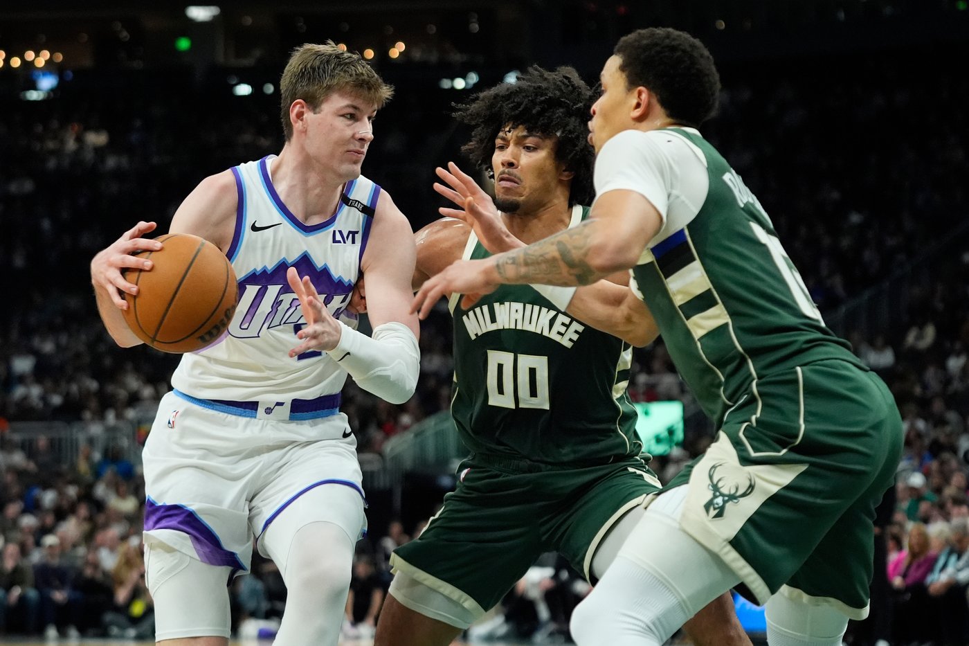 Antetokounmpo scores 27 as Bucks beat Jazz 113-99 to snap four-game skid | iNFOnews.ca Antetokounmpo scores 27 as Bucks beat Jazz 113-99 to snap four-game skid | iNFOnews.ca