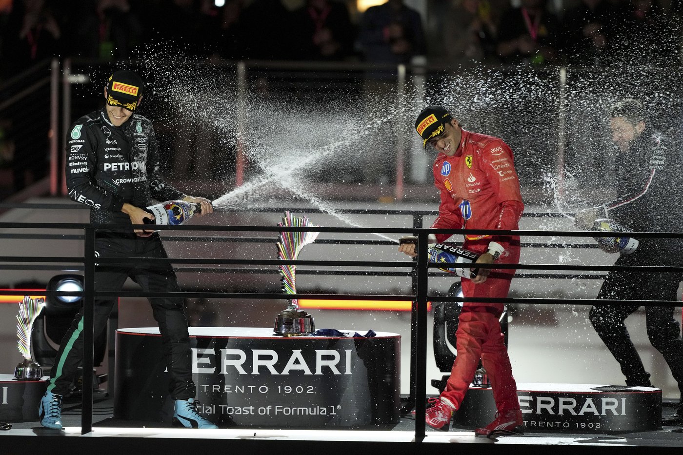 Russell and Hamilton give Mercedes a 1-2 finish in Las Vegas | iNFOnews.ca