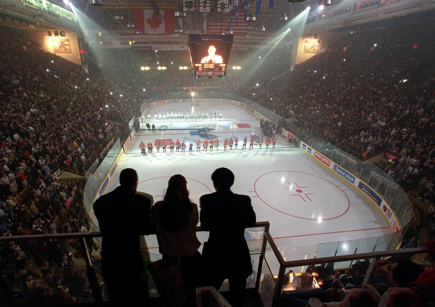 Paul Morris, who spent 38 years as the Maple Leafs PA announcer, dies at 86 | iNFOnews.ca