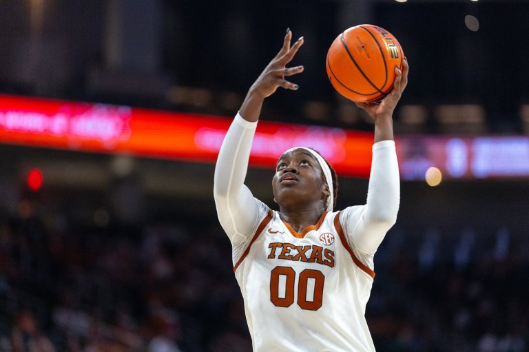 Kyla Oldacre and Madison Booker lead No. 2 Texas over Southeastern Louisiana 120-38 | iNFOnews.ca