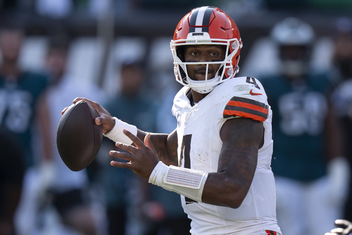 Browns restructure QB Deshaun Watson's contract to create cap space, flexibility, AP source says | iNFOnews.ca Browns restructure QB Deshaun Watson's contract to create cap space, flexibility, AP source says | iNFOnews.ca