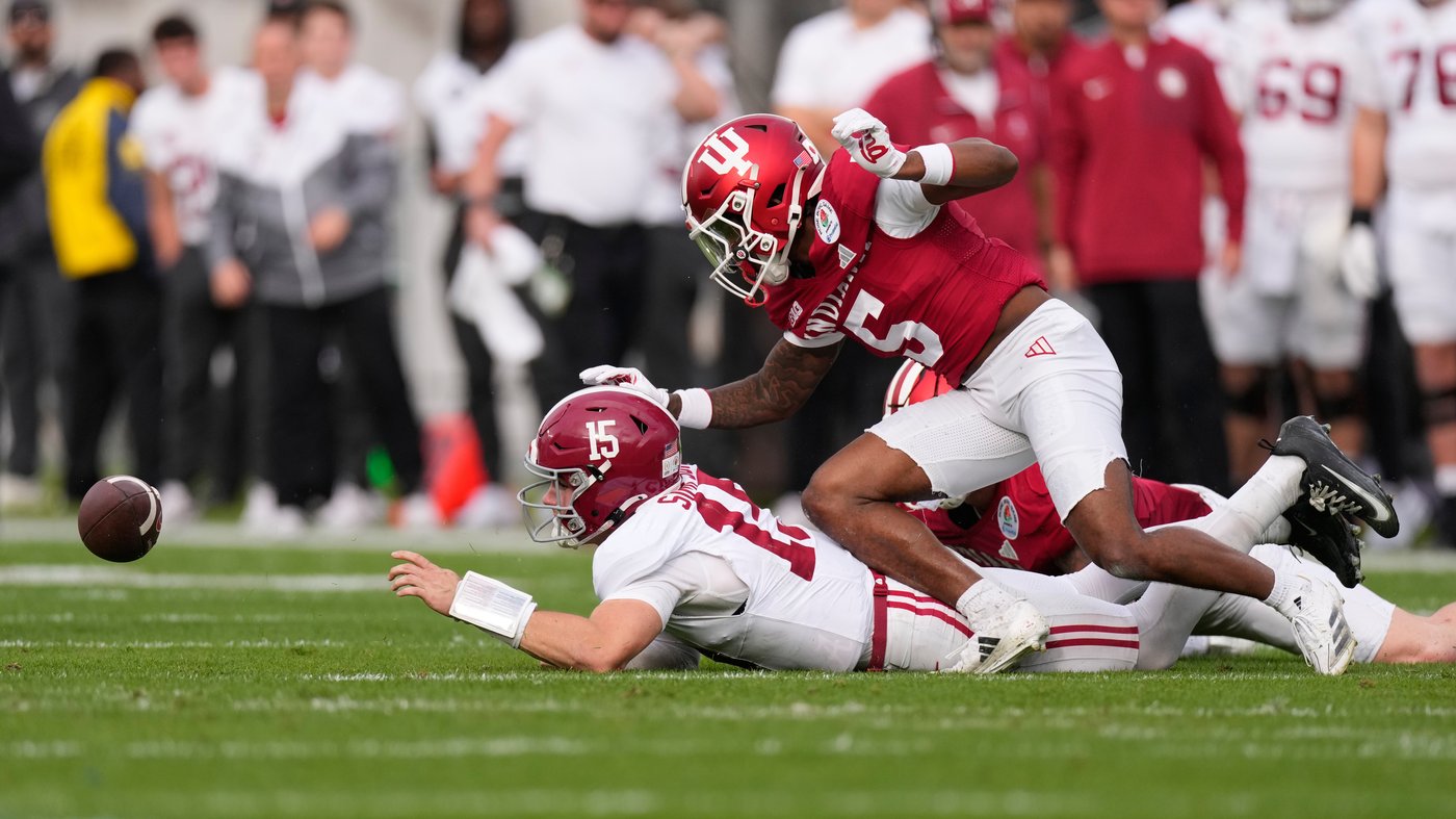 Alabama can't stage another CFP comeback, has no answers for Indiana in Rose Bowl rout | iNFOnews.ca