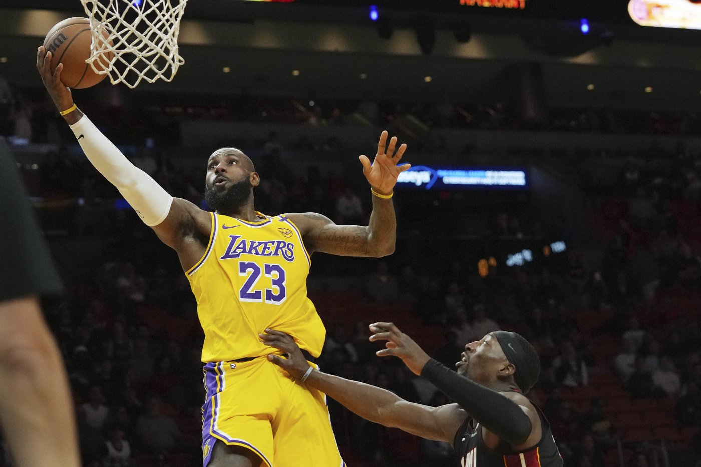 Herro scores 31, Heat roll past LeBron and struggling Lakers 134-93 | iNFOnews.ca Herro scores 31, Heat roll past LeBron and struggling Lakers 134-93 | iNFOnews.ca