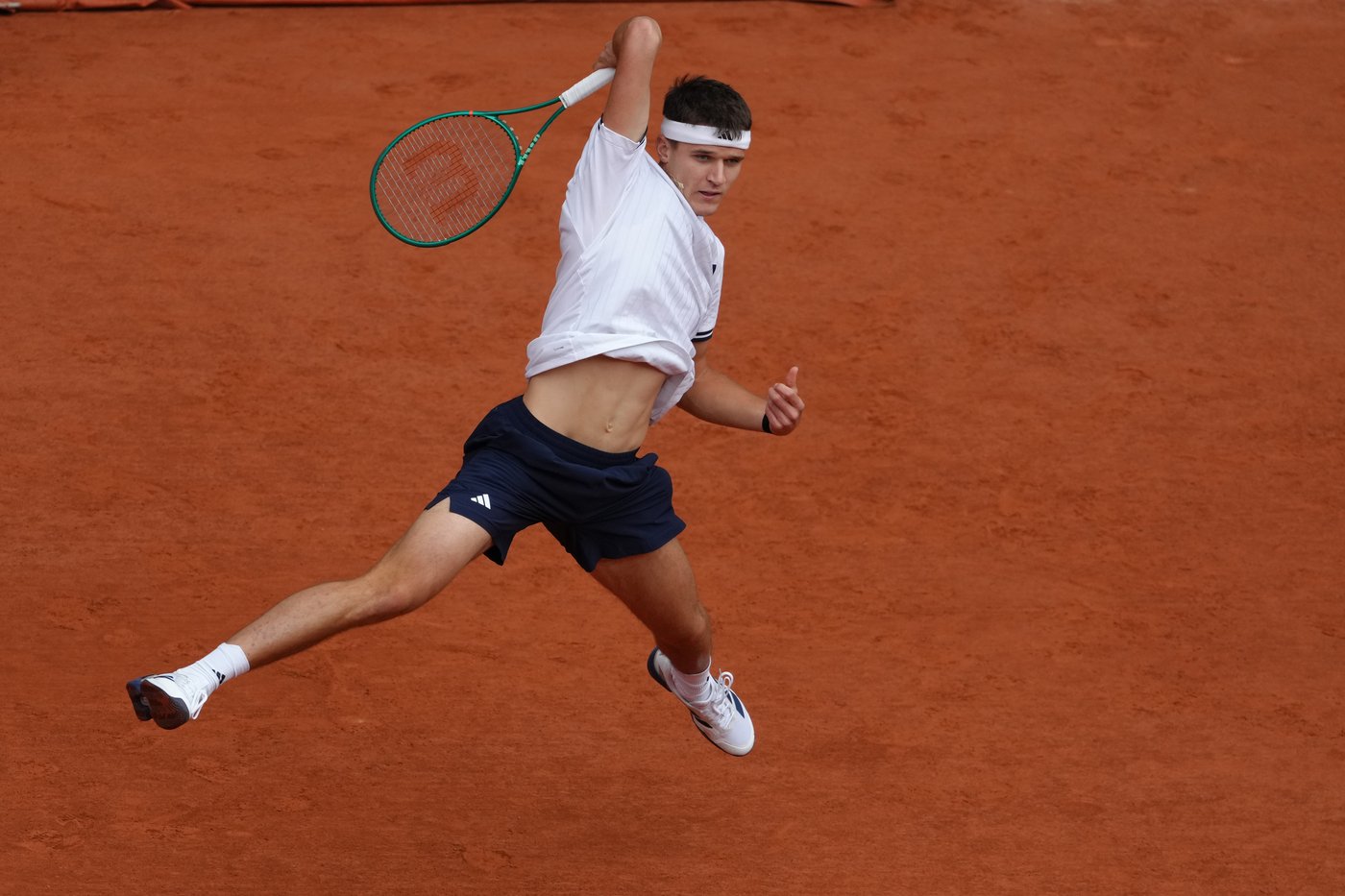 Zverev beats Mensik in French Open semifinals and will face Cobolli for elusive Grand Slam title | iNFOnews.ca Zverev beats Mensik in French Open semifinals and will face Cobolli for elusive Grand Slam title | iNFOnews.ca