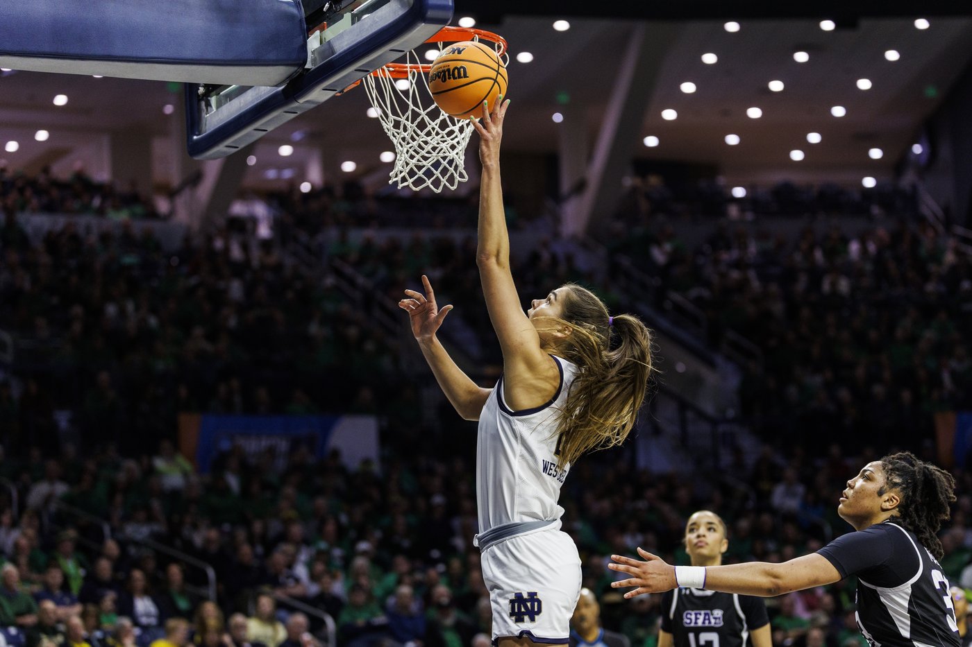 Notre Dame races past Stephen F. Austin in NCAA women's tourney, but Miles leaves with injury | iNFOnews.ca