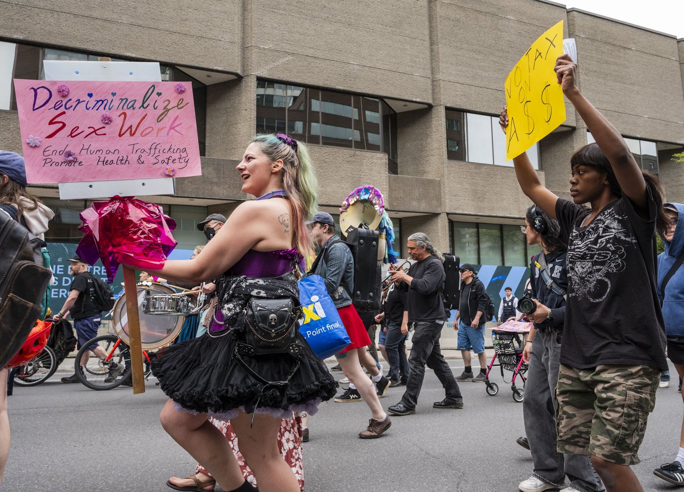 Montreal sex workers march for stronger labour rights on F1 weekend | iNFOnews.ca