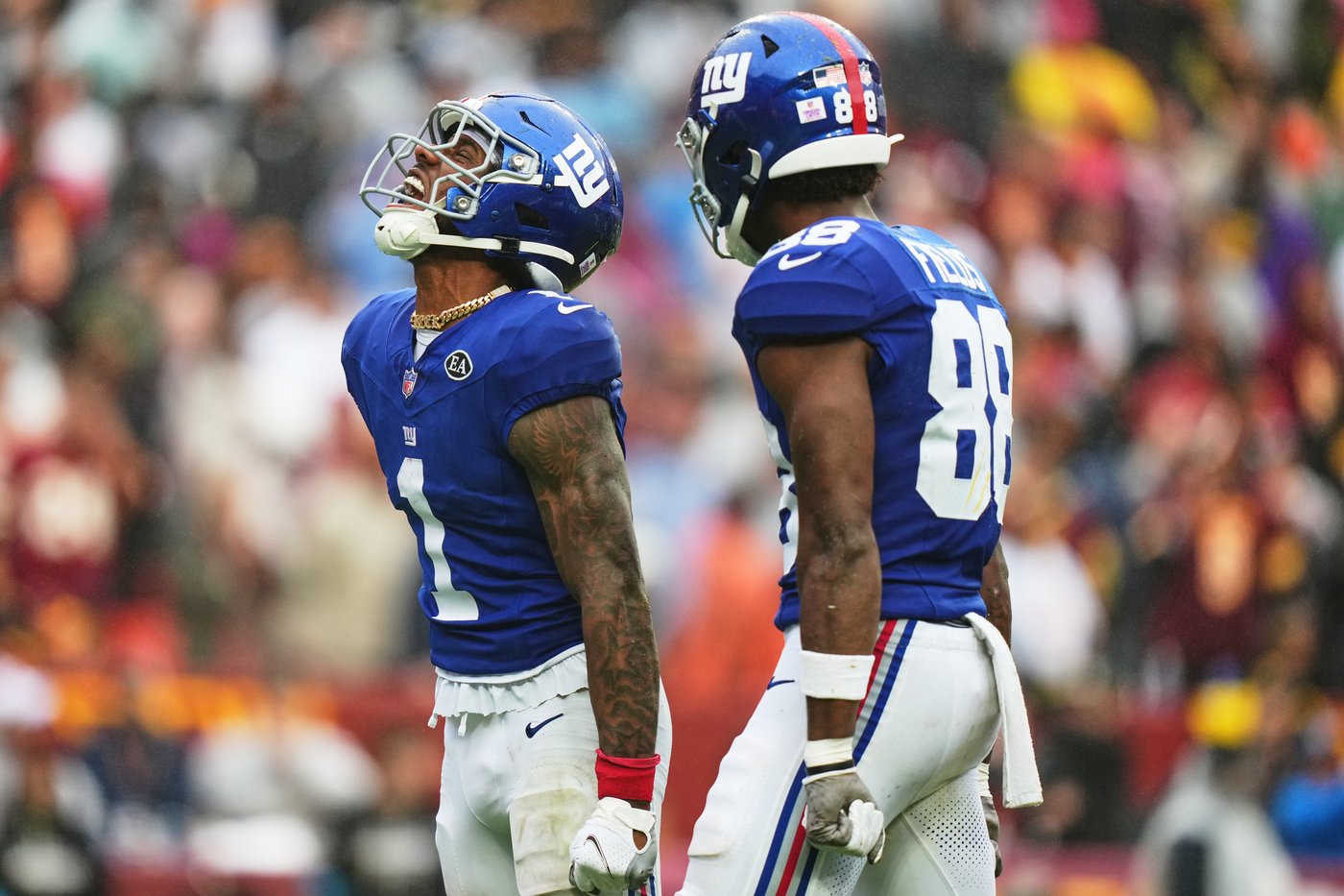 Jayden Daniels returns and scores twice, but overtime gaffe costs Commanders in 27-27 tie vs. Giants | iNFOnews.ca