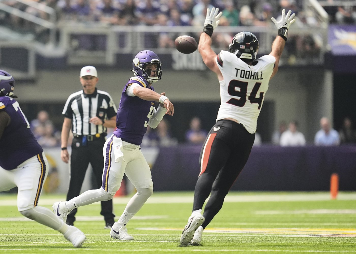 J.J. McCarthy leads scoring drive in brief return for Vikings | iNFOnews.ca J.J. McCarthy leads scoring drive in brief return for Vikings | iNFOnews.ca