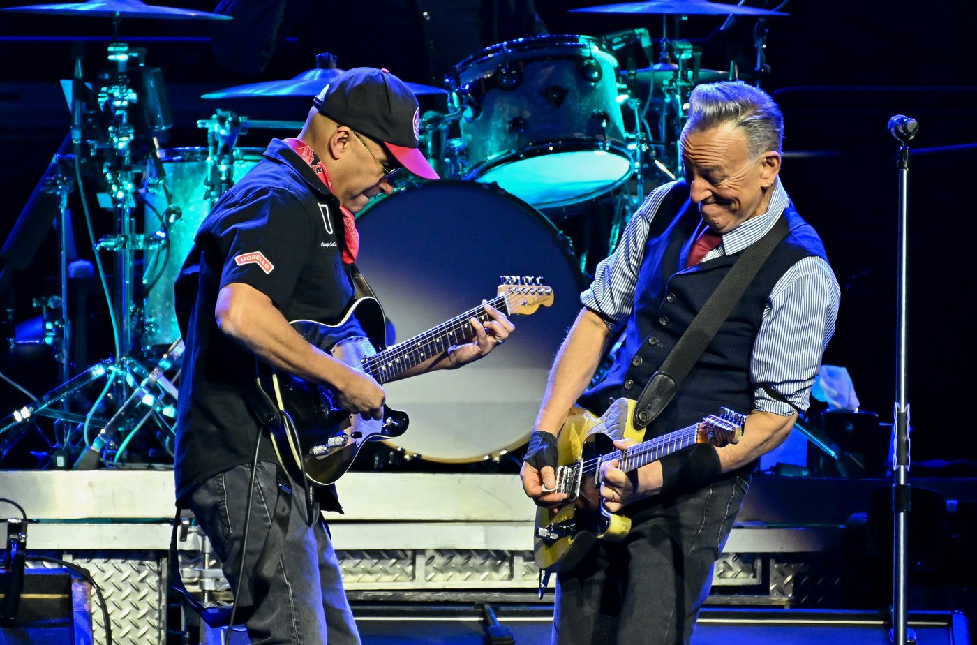 Bruce Springsteen calls out the White House and announces a protest festival | iNFOnews.ca