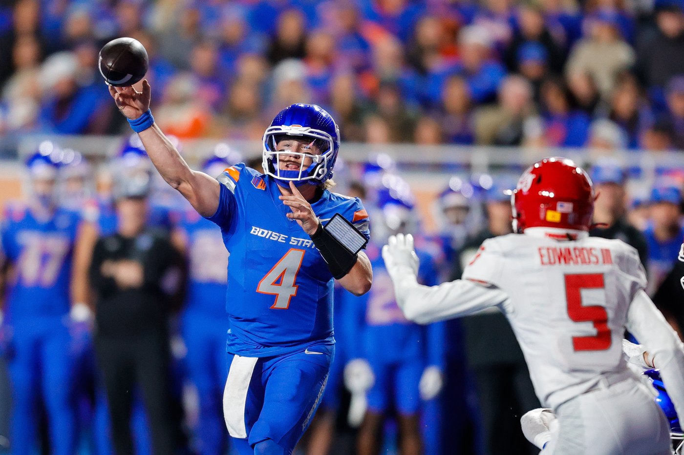 Maddux Madsen, Sire Gaines spark Boise State to 41-25 victory over New Mexico | iNFOnews.ca Maddux Madsen, Sire Gaines spark Boise State to 41-25 victory over New Mexico | iNFOnews.ca