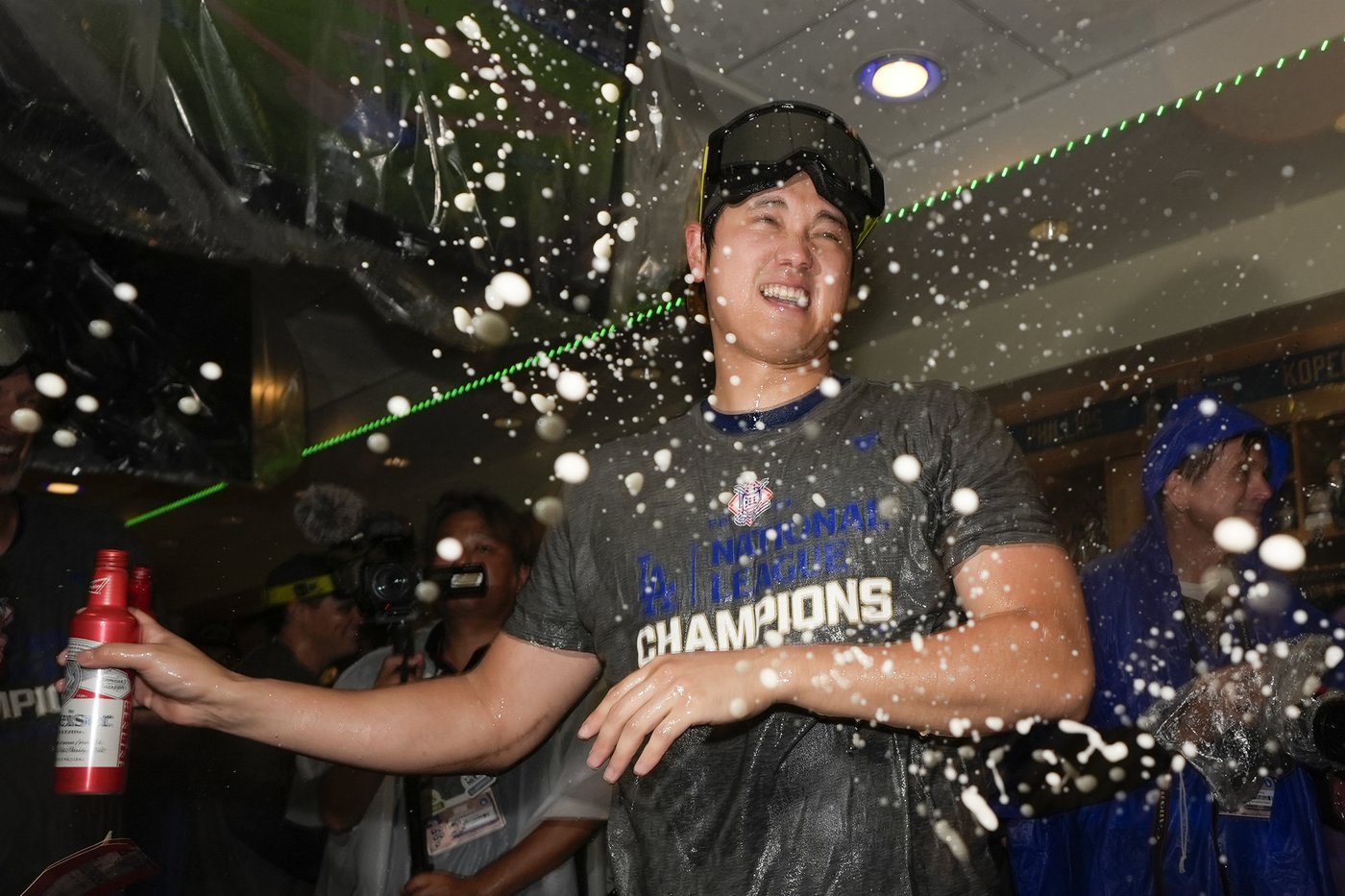 Dodgers finish off Mets with 10-5 win in NLCS and advance to face Yankees in World Series | iNFOnews.ca Dodgers finish off Mets with 10-5 win in NLCS and advance to face Yankees in World Series | iNFOnews.ca