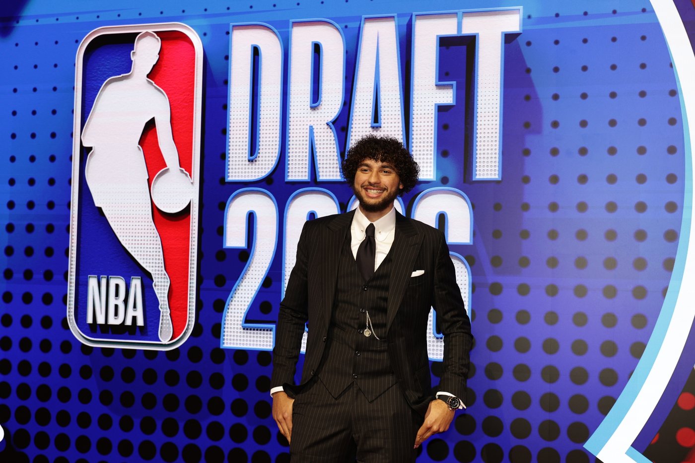 Toronto Raptors select forward Allen Graves 19th overall in NBA Draft | iNFOnews.ca Toronto Raptors select forward Allen Graves 19th overall in NBA Draft | iNFOnews.ca