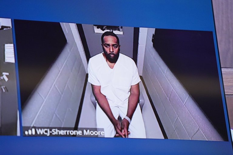 Michigan expands investigation after firing Sherrone Moore, AP source says | iNFOnews.ca