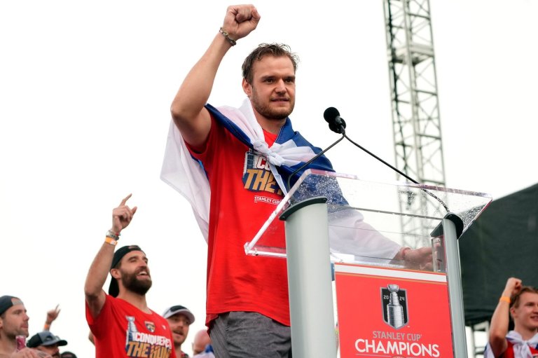 Aleksander Barkov's return has the Cup-contending Florida Panthers smiling entering the season | iNFOnews.ca