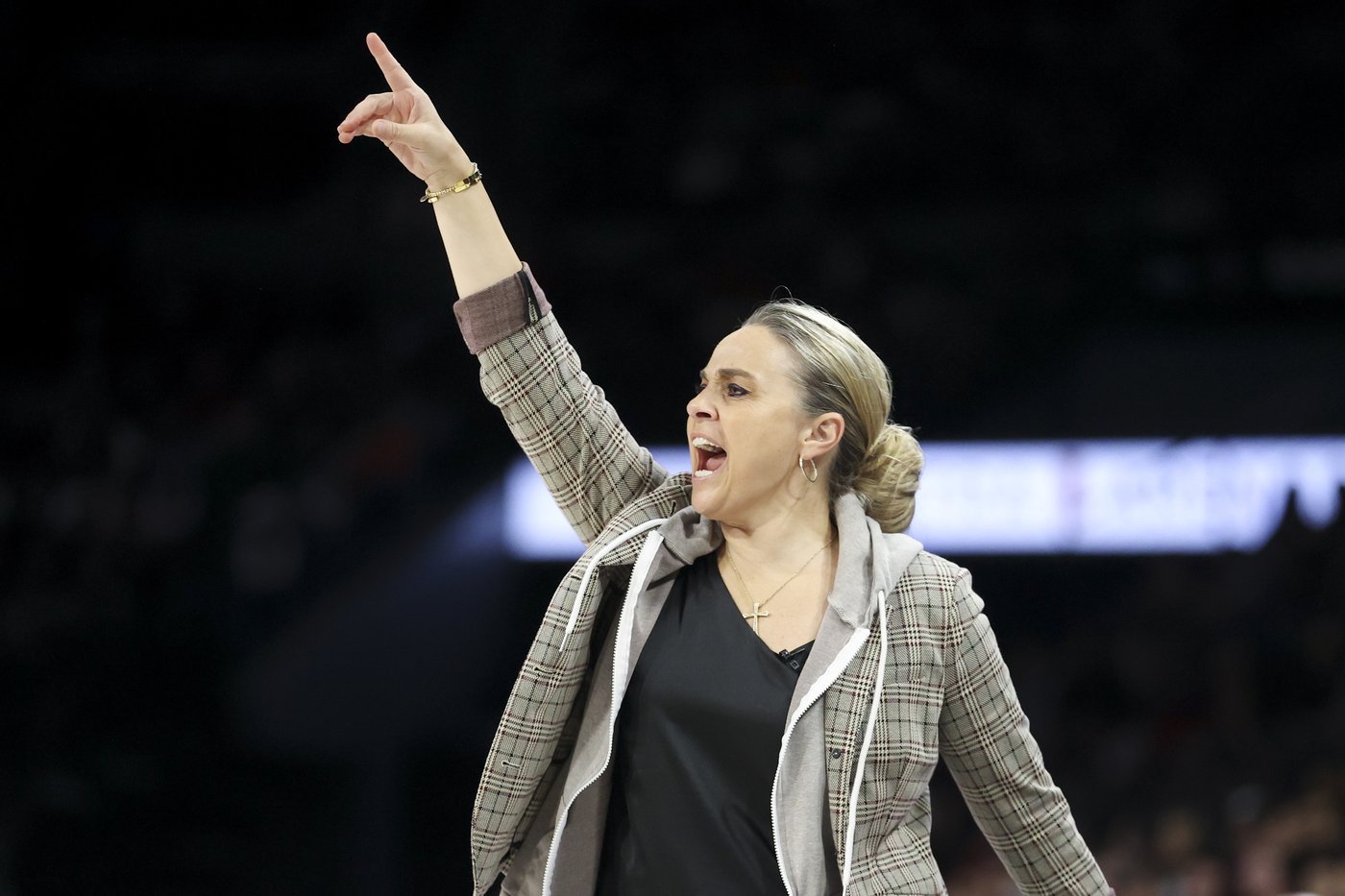 Ionescu scores 22 points to lead Liberty to 76-62 win over Aces and into WNBA Finals | iNFOnews.ca Ionescu scores 22 points to lead Liberty to 76-62 win over Aces and into WNBA Finals | iNFOnews.ca