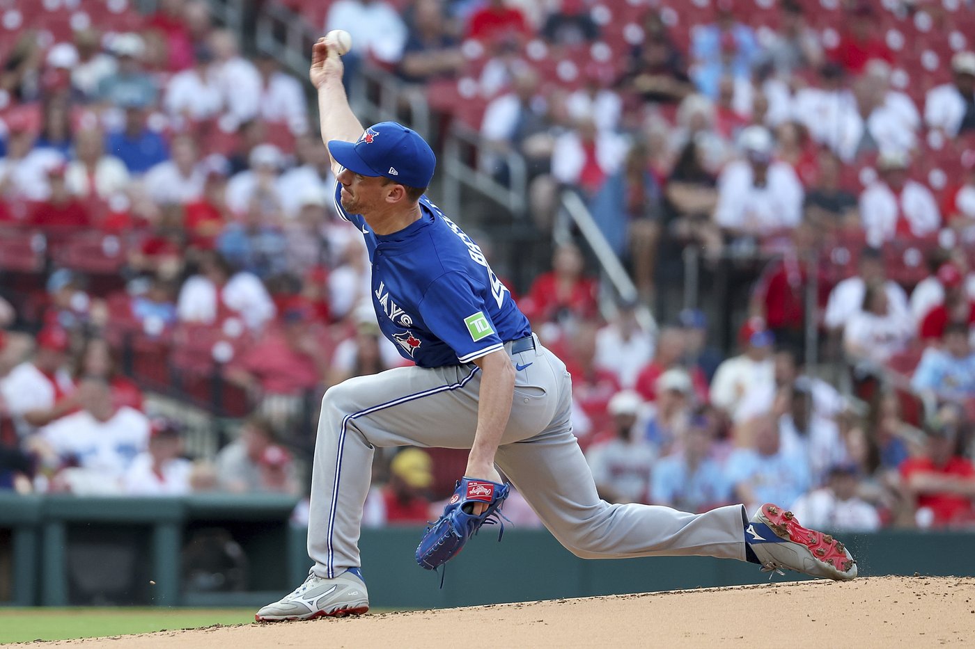 Giménez, Kirk homer to lead surging Blue Jays to 10-9 win over Cardinals | iNFOnews.ca