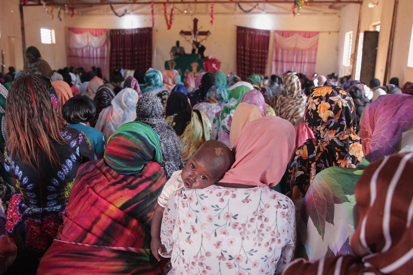 Photos of Christmas celebrations around the world | iNFOnews.ca