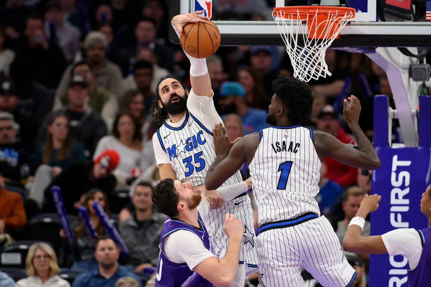 Desmond Bane scores 32 points, including winning layup, to lead Magic past Jazz in OT | iNFOnews.ca Desmond Bane scores 32 points, including winning layup, to lead Magic past Jazz in OT | iNFOnews.ca