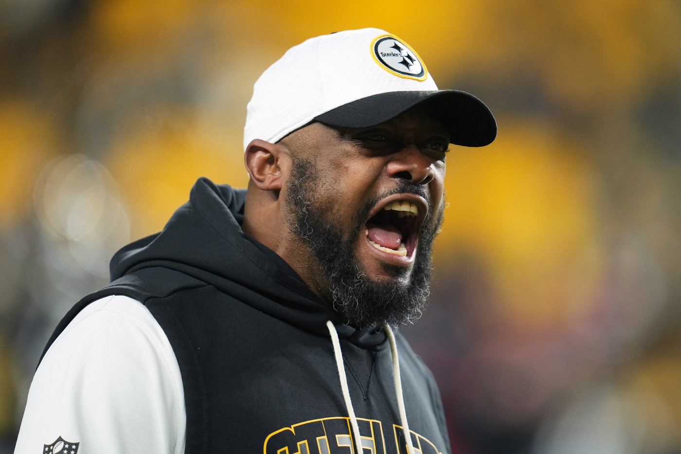 Mike Tomlin steps down after 19 seasons as coach of the Pittsburgh Steelers | iNFOnews.ca