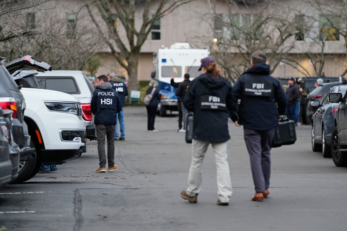 FBI says it has found no video of Border Patrol agent shooting 2 people in Oregon | iNFOnews.ca