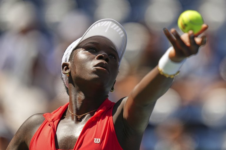 Mboko eliminated in first round of Wuhan Open after straight-sets loss to Alexandrova | iNFOnews.ca