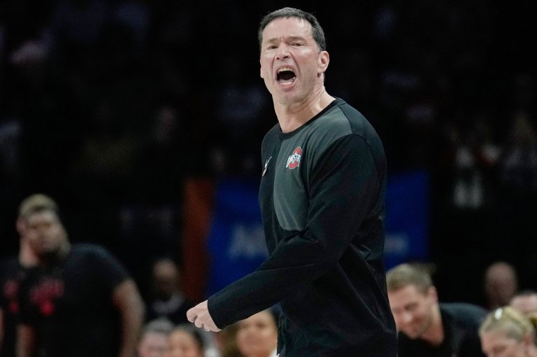 Former teammates, now rivals: Cambridge, Ohio State face Hidalgo, Notre Dame with Sweet 16 at stake | iNFOnews.ca