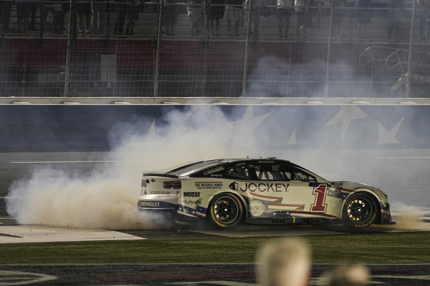 Ross Chastain goes from worst to 1st to win NASCAR's Coca-Cola 600 | iNFOnews.ca