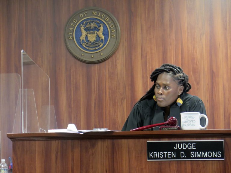 Michigan judge tosses case against 15 accused fake electors for President Donald Trump in 2020 | iNFOnews.ca