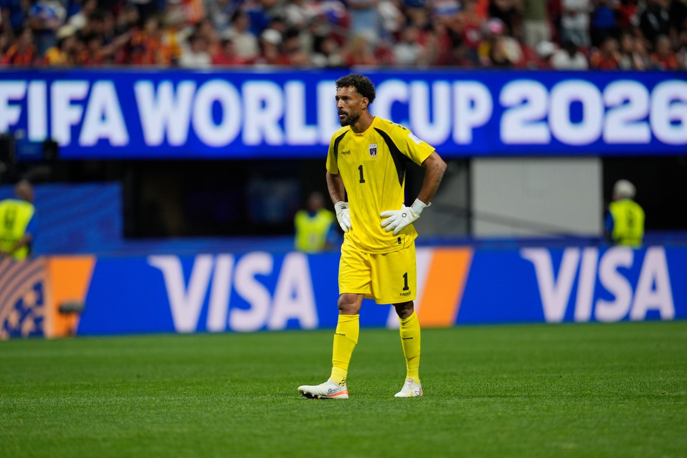40-year-old Cape Verde goalkeeper Vozinha turns in a spectacular performance in his World Cup debut | iNFOnews.ca 40-year-old Cape Verde goalkeeper Vozinha turns in a spectacular performance in his World Cup debut | iNFOnews.ca
