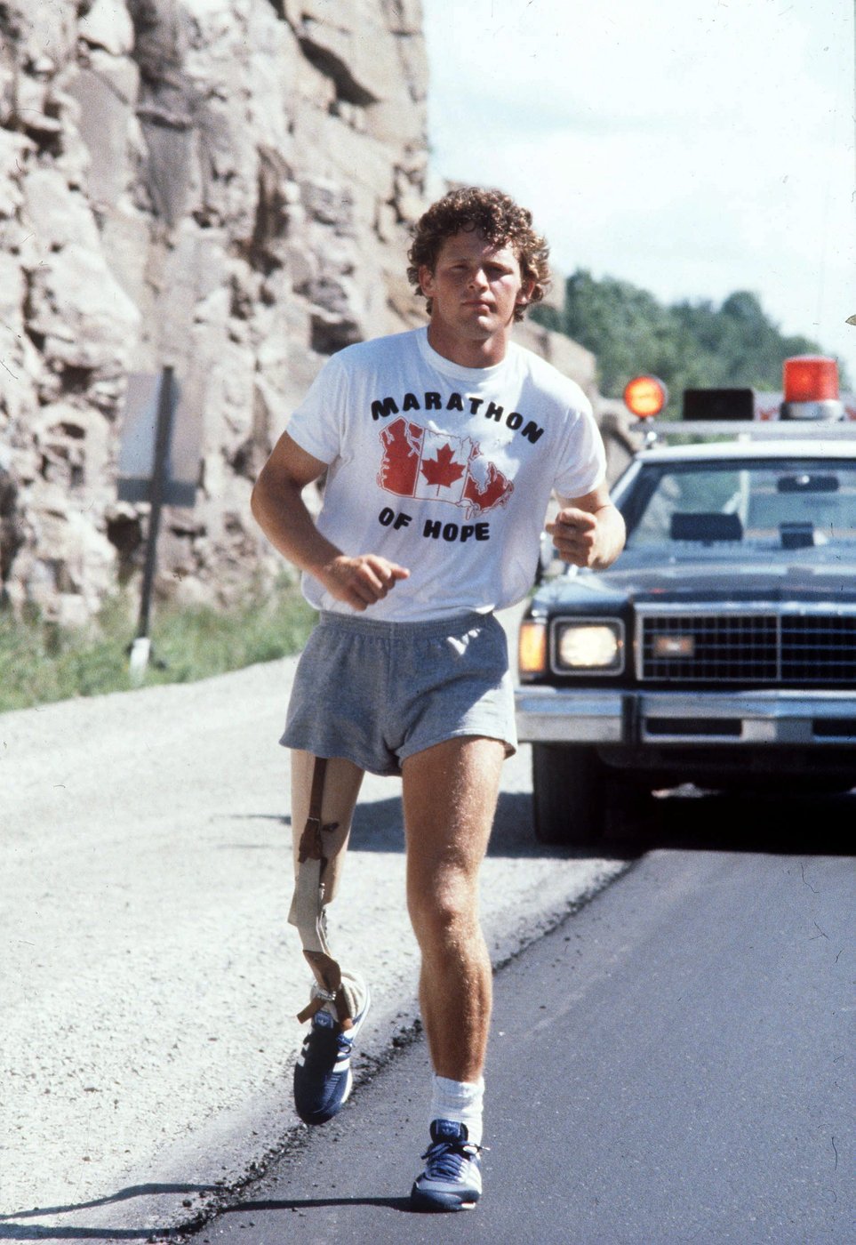 Canadian icon Terry Fox to be featured on new $5 bill | iNFOnews.ca