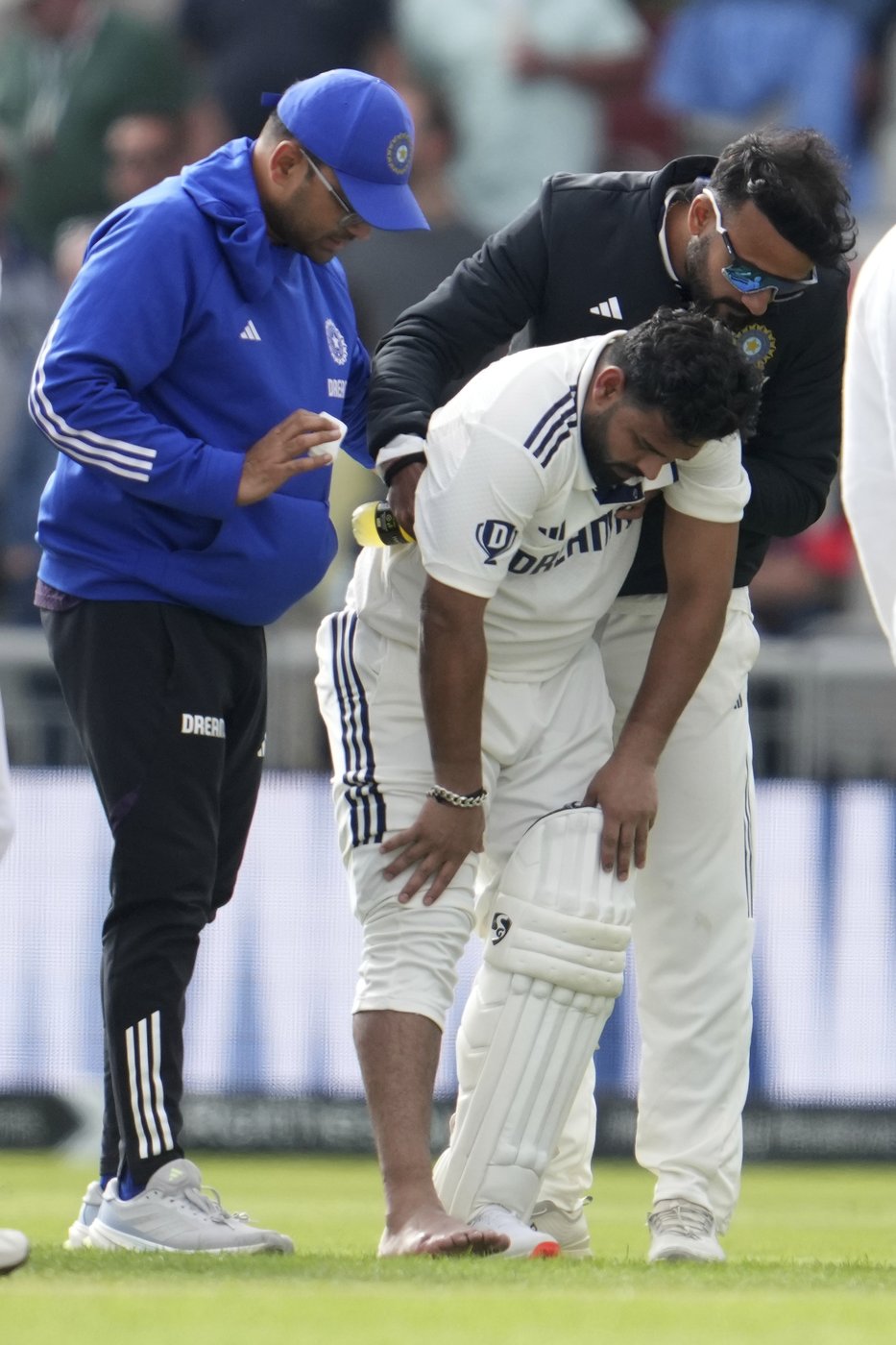 India's Rishabh Pant injures foot and retires hurt in 4th test against England | iNFOnews.ca India's Rishabh Pant injures foot and retires hurt in 4th test against England | iNFOnews.ca