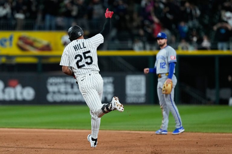 Hill's second pinch homer of season leads White Sox over Royals 6-5 | iNFOnews.ca