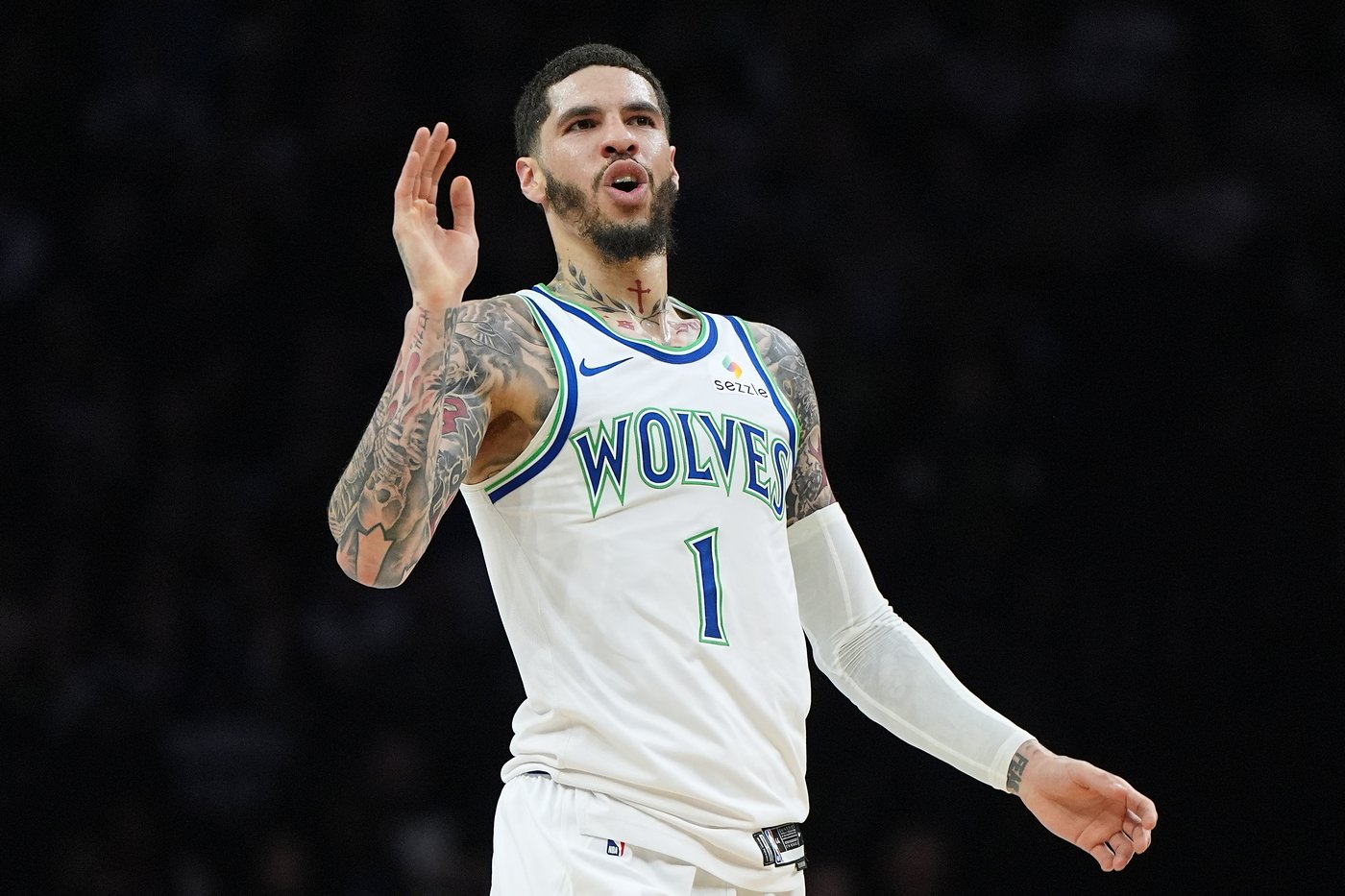 Curry scores 44 points as the Warriors hold on to beat the Timberwolves 119-114 | iNFOnews.ca Curry scores 44 points as the Warriors hold on to beat the Timberwolves 119-114 | iNFOnews.ca