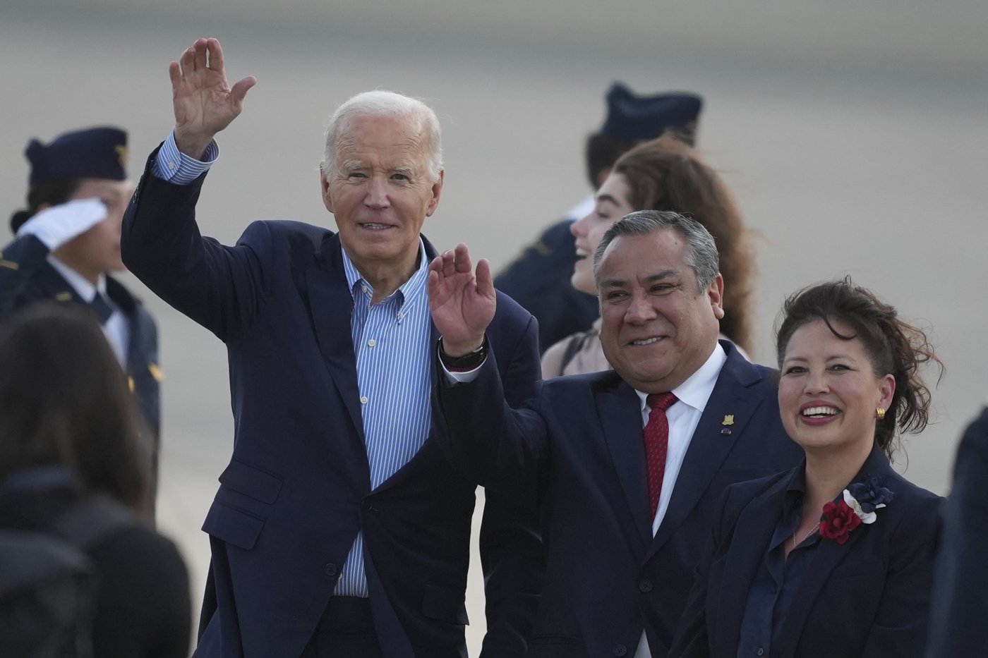 With Peru in the global spotlight for APEC, so is one of the world's least popular presidents | iNFOnews.ca
