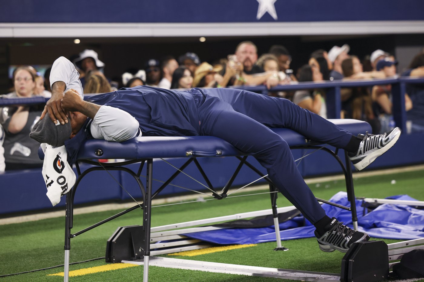 Jerry Jones says Micah Parsons trade doesn't change Cowboys' win-now plan | iNFOnews.ca Jerry Jones says Micah Parsons trade doesn't change Cowboys' win-now plan | iNFOnews.ca