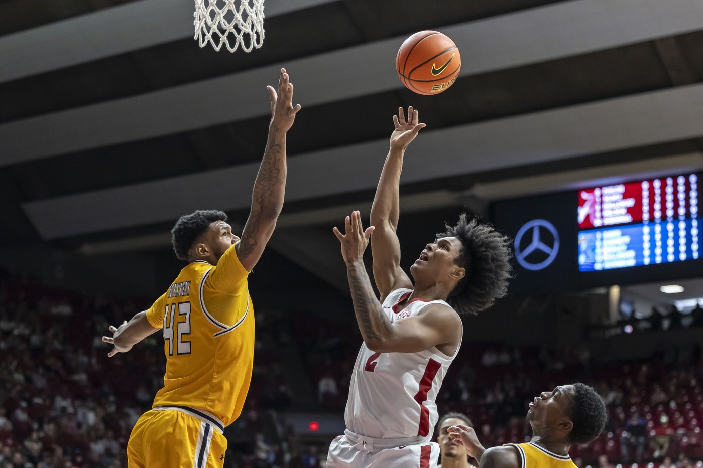Despite poor shooting, No. 6 Alabama easily beats Kent State 81-54 | iNFOnews.ca Despite poor shooting, No. 6 Alabama easily beats Kent State 81-54 | iNFOnews.ca