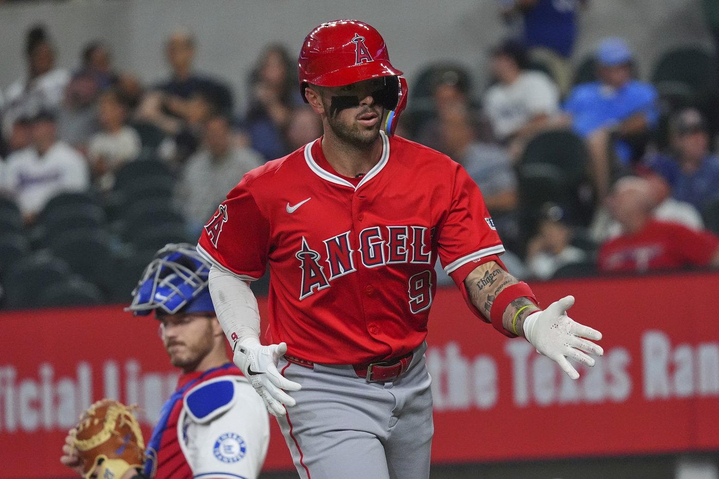 Angels get 1st-pitch HR in a 4-0 win over Rangers and deGrom with manager Ron Washington watching | iNFOnews.ca Angels get 1st-pitch HR in a 4-0 win over Rangers and deGrom with manager Ron Washington watching | iNFOnews.ca