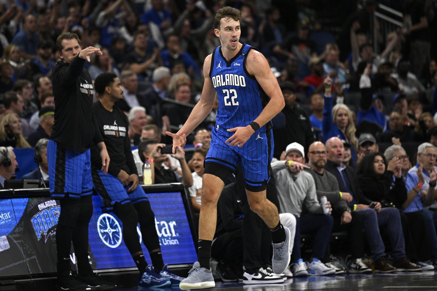 Magic win 98-86 in NBA Cup game, dropping 76ers to 2-10 overall | iNFOnews.ca