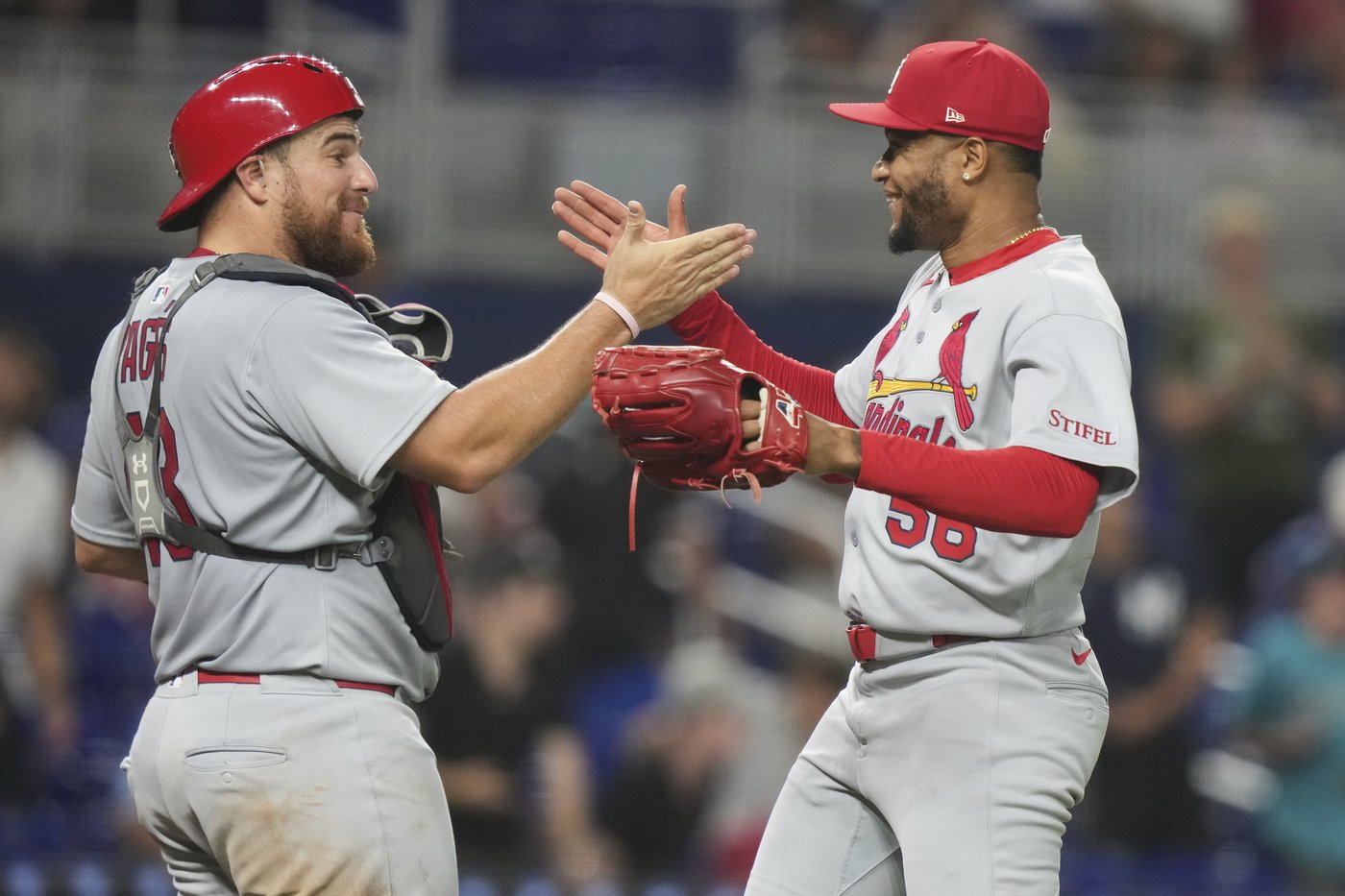 Cardinals snap 5-game losing streak with 8-3 win over Marlins | iNFOnews.ca