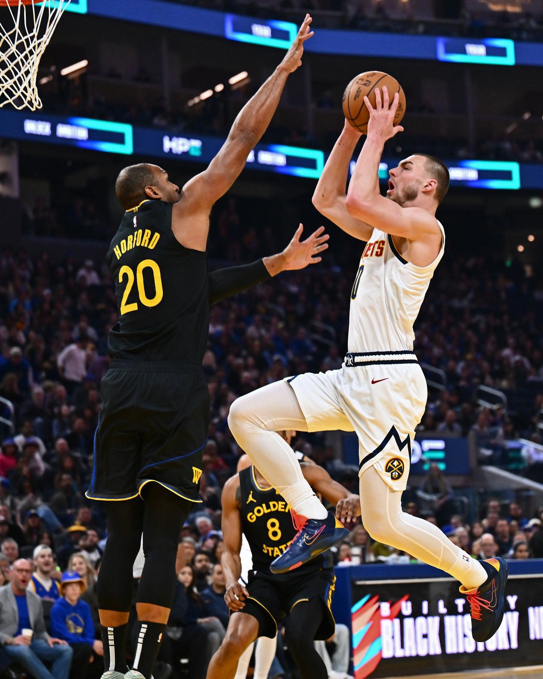 Podziemski's late scoring leads Warriors to a 128-117 win over the Nuggets | iNFOnews.ca