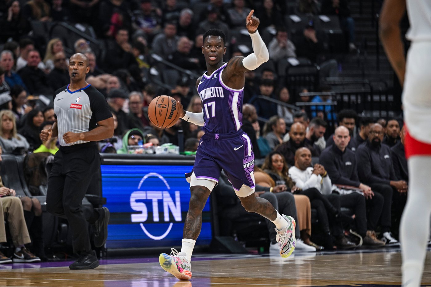 Schroeder hits late 3 in OT as Kings stun Rockets 125-124 | iNFOnews.ca