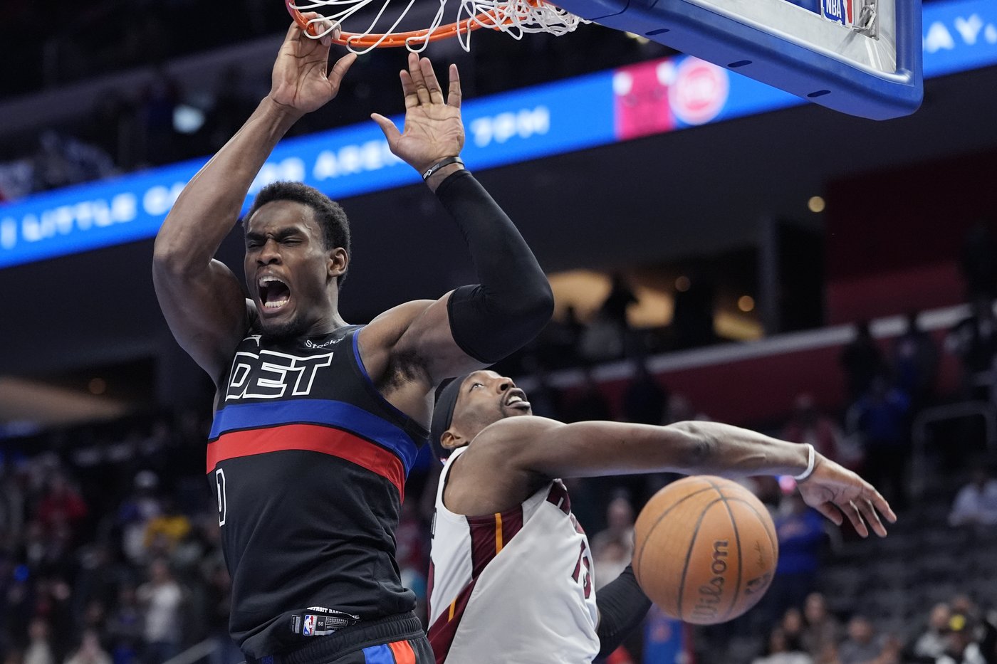 Pistons win first NBA Cup game after Heat call phantom timeout in overtime | iNFOnews.ca