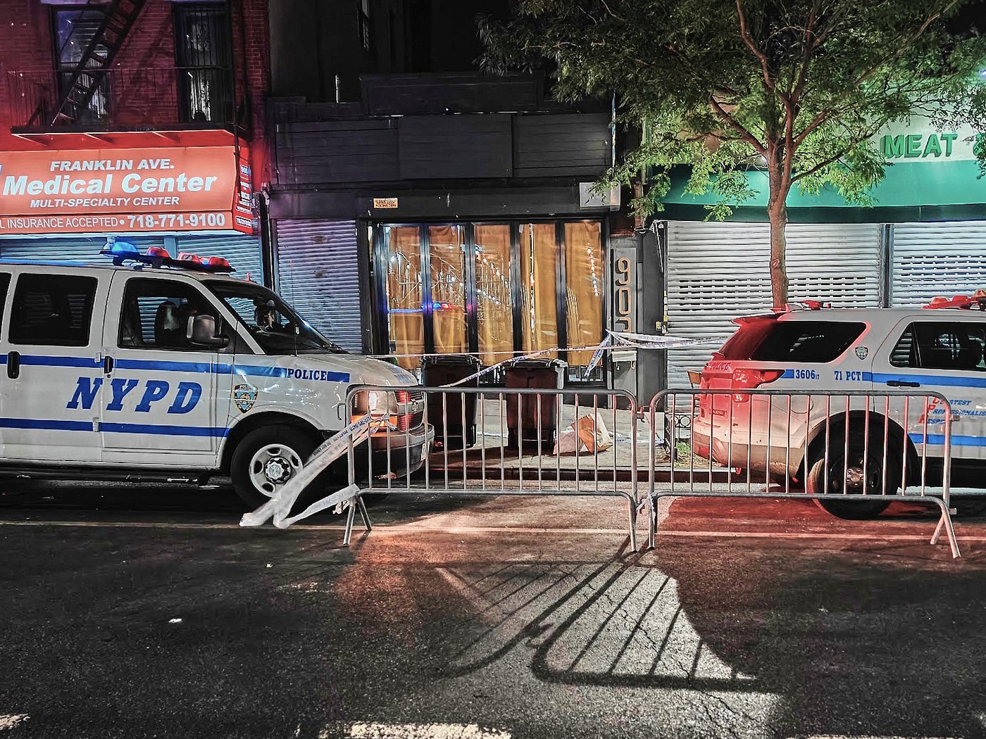 Man charged for role in Brooklyn bar shoot-out that killed three; video shows chaotic scene | iNFOnews.ca