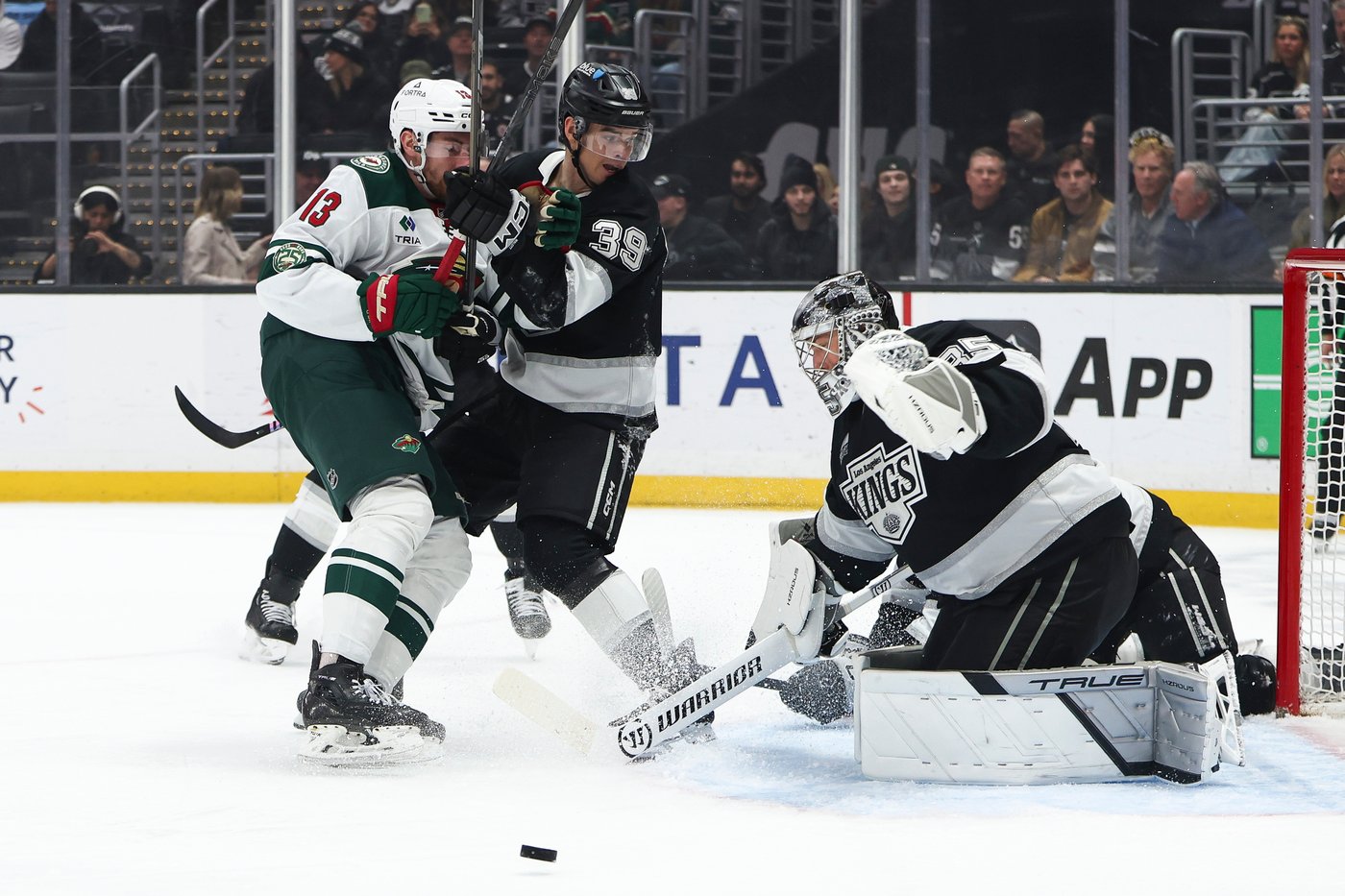 Kuzmenko has goal and assist as Kings beat Wild 4-2 | iNFOnews.ca