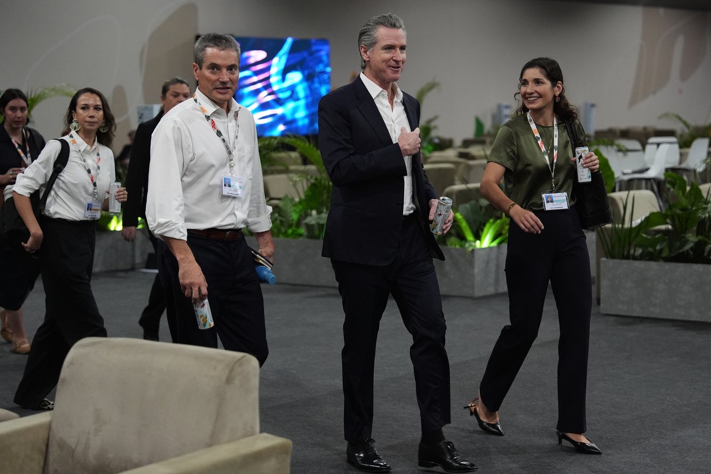 Newsom tells AP the eight senators who struck the shutdown deal aren't alarmed enough about Trump | iNFOnews.ca Newsom tells AP the eight senators who struck the shutdown deal aren't alarmed enough about Trump | iNFOnews.ca