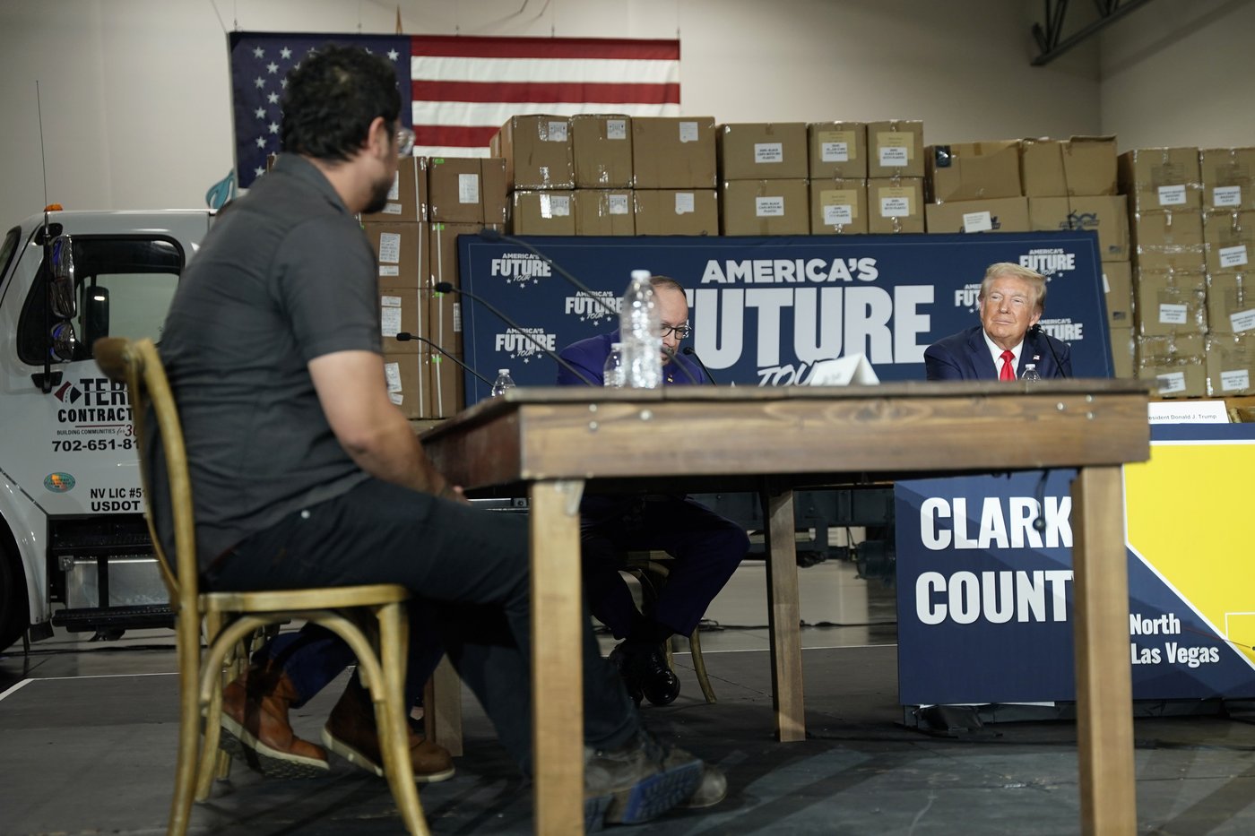 Trump hears at a Latino campaign event from someone who lived in the US illegally | iNFOnews.ca Trump hears at a Latino campaign event from someone who lived in the US illegally | iNFOnews.ca