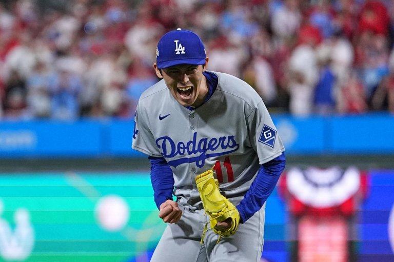 Dodgers might have found a postseason closer in Japanese rookie Roki Sasaki | iNFOnews.ca